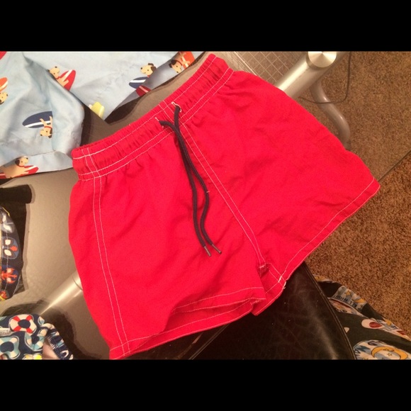 Swim shorts / shirts lot - Picture 4 of 8